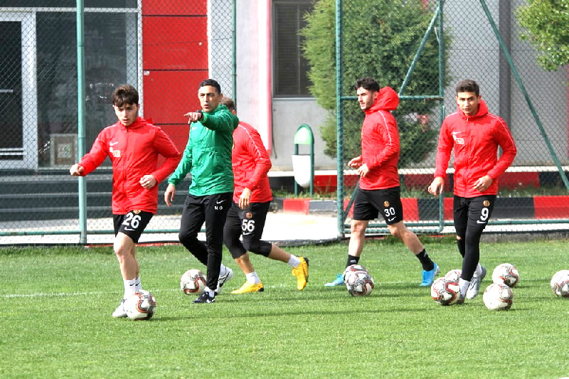 GENÇLERE ÖĞÜTLER