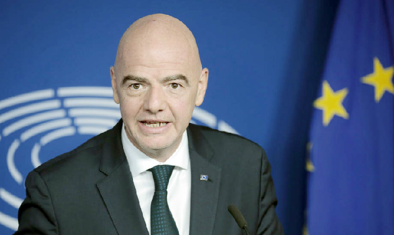 INFANTİNO: "TARAFTARLARI STATLARA  GERİ GETİRMEK İÇİN SABIRLI OLMALIYIZ"