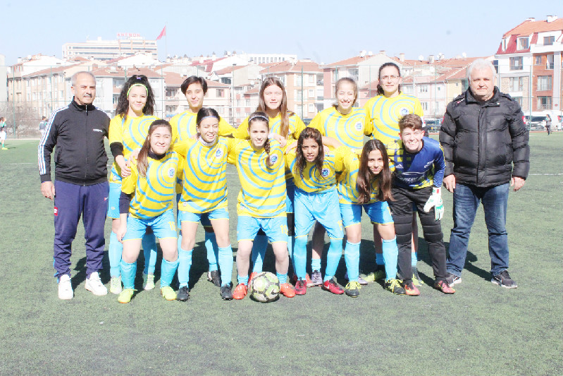 KADINLAR LİGİ OYNANMAYACAK