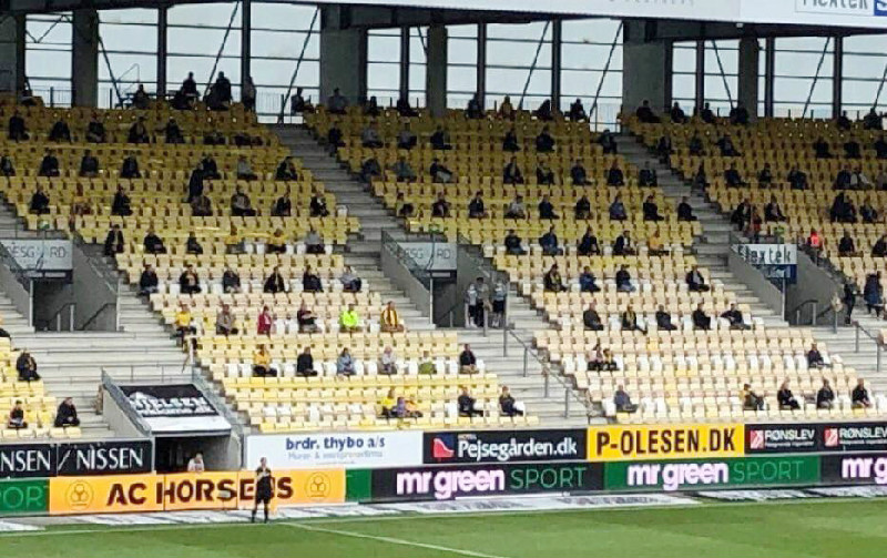 DANİMARKADA  Taraftar Tribünlerde