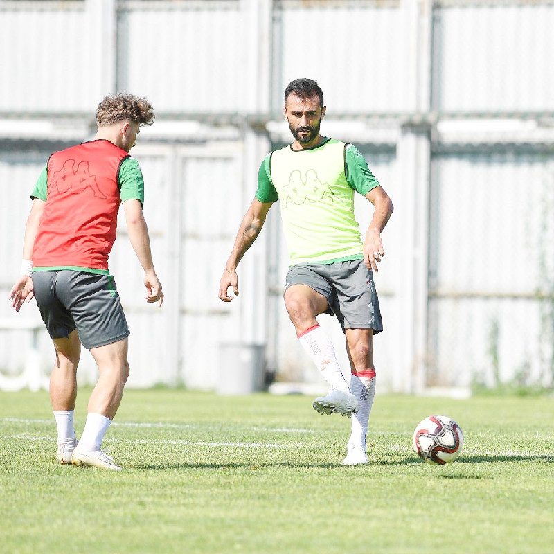 BURSASPOR HAZIRLIKLARA BAŞLADI
