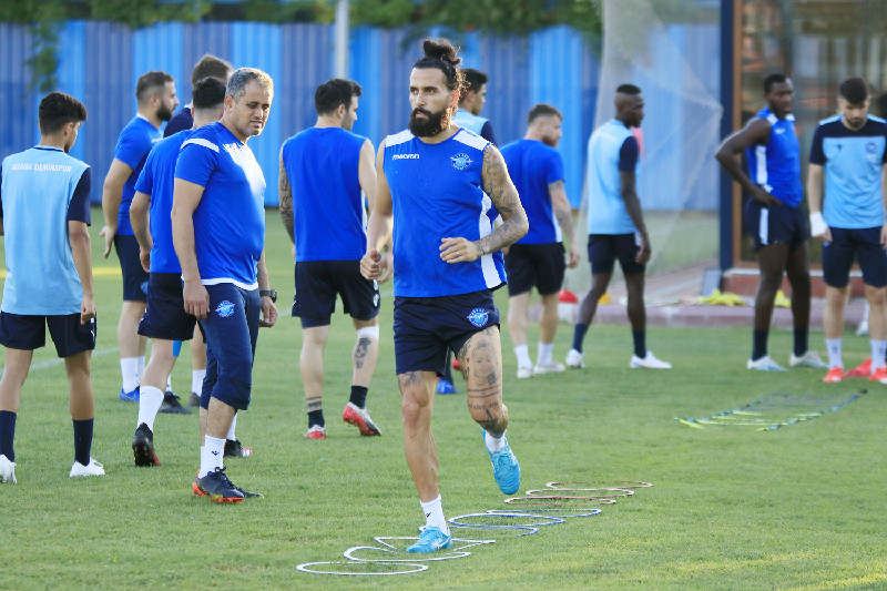 ŞAMPİYONLUK ÖNCESİ FRAGMAN YAŞATTILAR