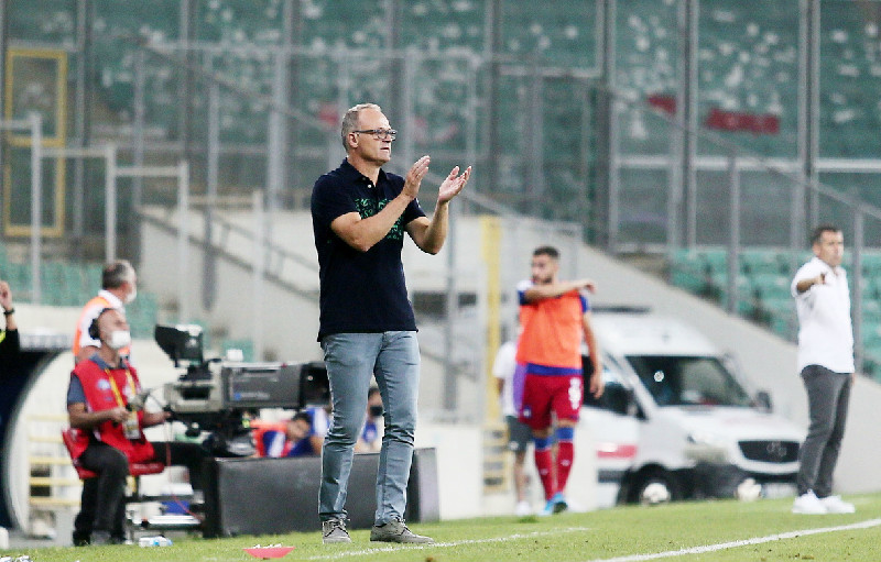 Buralarda olmamamız gerekiyor