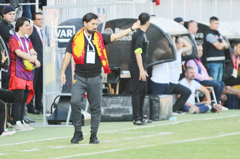 PALUT’UN İSTİFASI  KABUL EDİLMEDİ