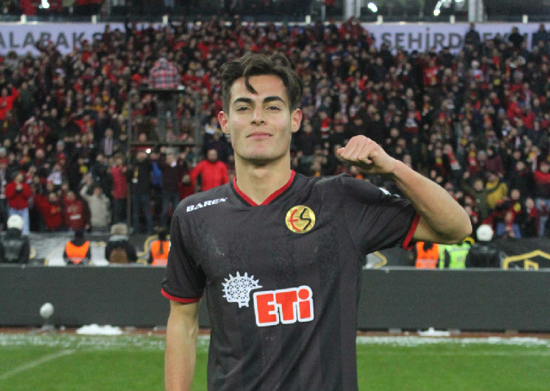 METEHAN LASK LİNZ YOLUNDA