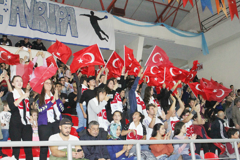 DÜNYA ŞAMPİYONASI ELEMELERİNDE EV SAHİBİYİZ