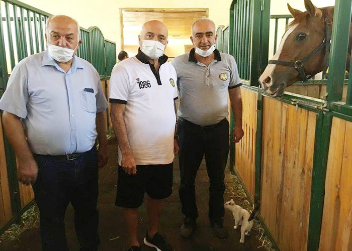 ŞAMPİYON ATI ZİYARET ETTİ