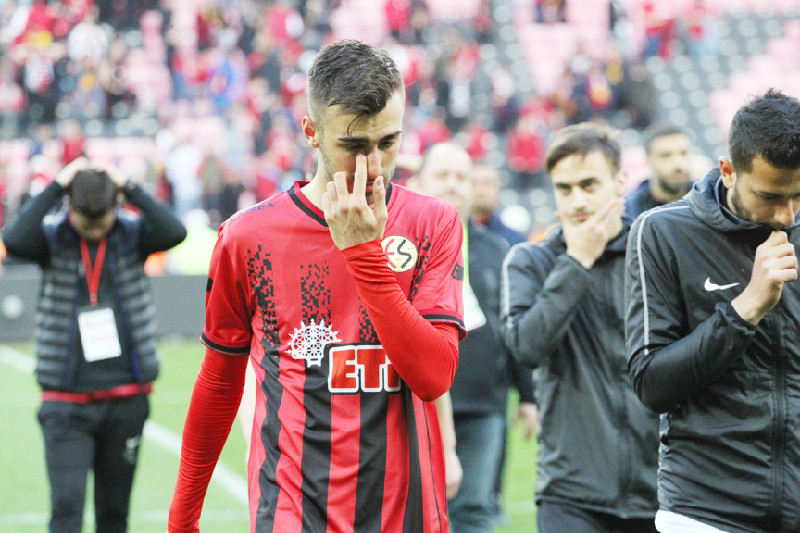 FURKAN’A BAŞAKŞEHİRDEN  RESMİ TEKLİF YOK!