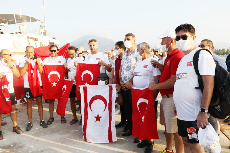 MİLLİ YÜZÜCÜLER MERSİN’DEN  KKTC’YE YÜZMEYE BAŞLADI