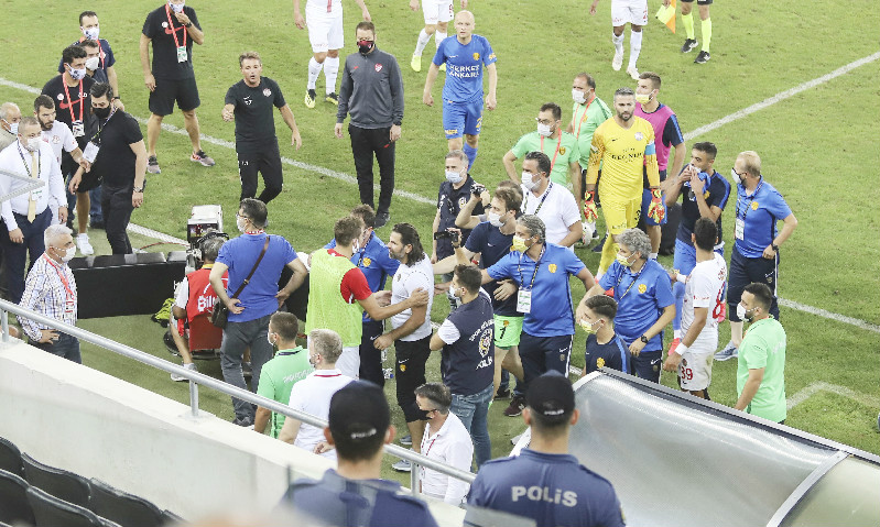 MKE ANKARAGÜCÜ DE  SÜPER LİGE VEDA ETTİ