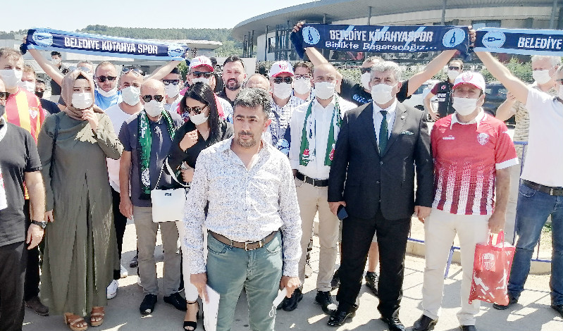 BAL KULÜPLERİNDEN TFF ÖNÜNDE AÇIKLAMA