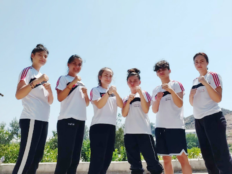 MERSİNDE KAMPTALAR