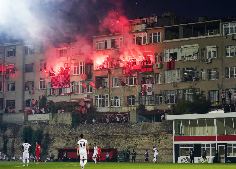 KARAGÜMRÜK’TEN ÇOK SERT STAT AÇIKLAMASI