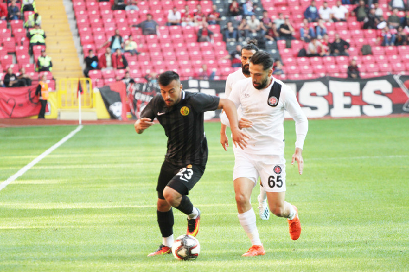 ESKİŞEHİRSPOR’DA ÇOK YETENEKLİ GENÇLER VAR