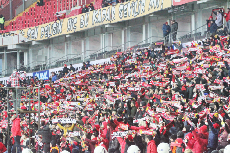 TARAFTAR #KümeDüşmeKaldırılsın İSTİYOR