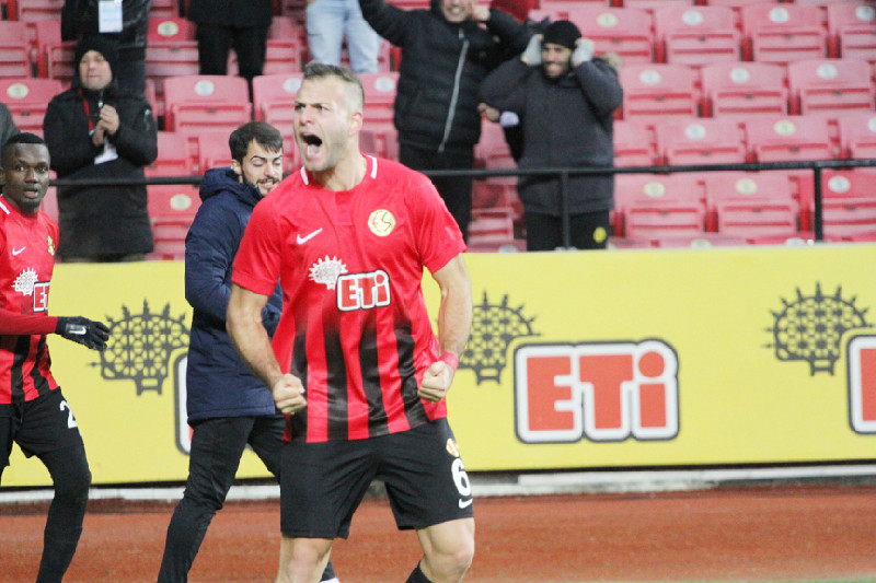 KÖTÜ AYRILMADIM