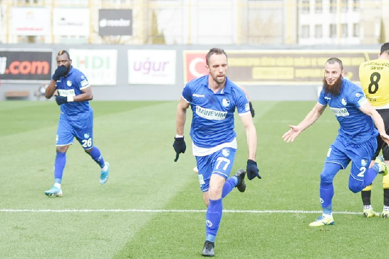 JASMİN SUCK ALTAYDA