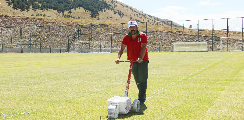 PALANDÖKEN FUTBOL TAKIMLARININ GÖZDESİ