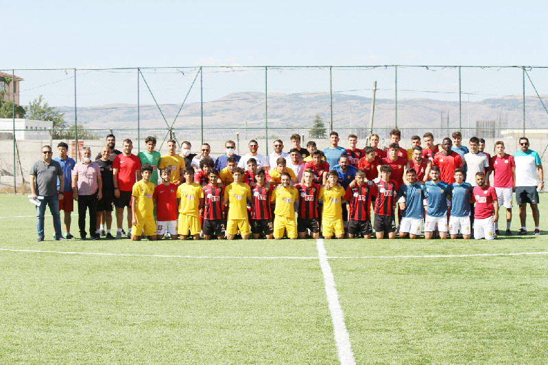 HAK EDEN PROFESYONEL OLACAK