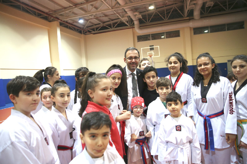 BAŞARILI SPORCULARA BÜYÜK MÜJDE