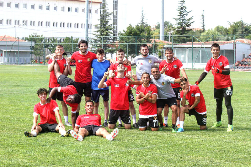 İSTEK AZİM VE ÇABADAN MEMNUNUM