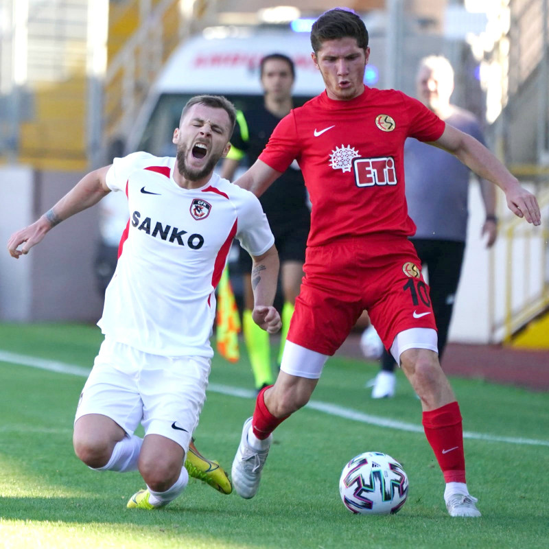 ES-ESTE KÖTÜ PROVA 5-0