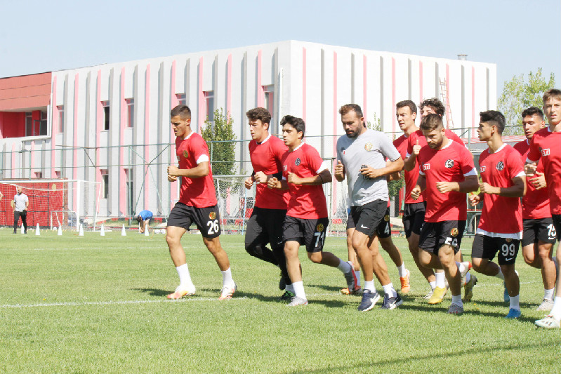 ŞİMŞEKLERE İZİN YOK