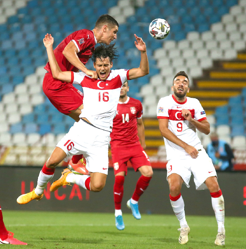 MİLLİLER FIRSAT TEPTİ