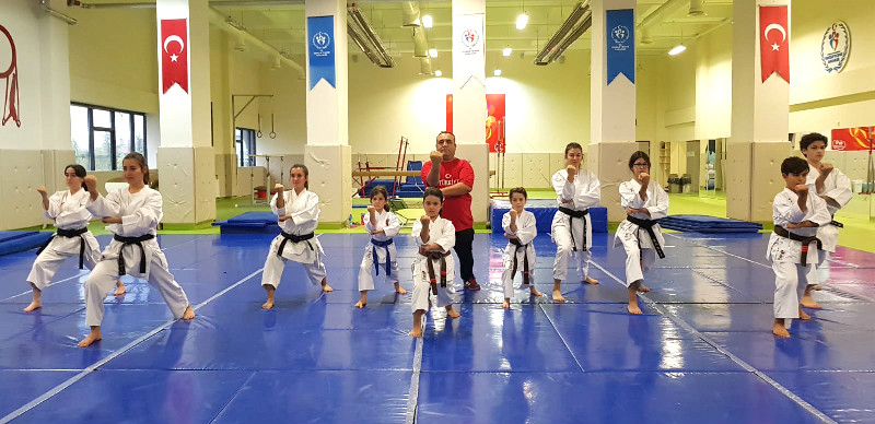 KARATECİLERİN HEDEFİ BÜYÜK