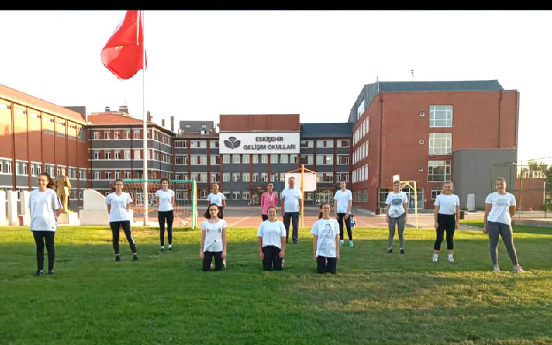 GELİŞİMİN VOLEYBOLCULARI SIKI ÇALIŞIYOR