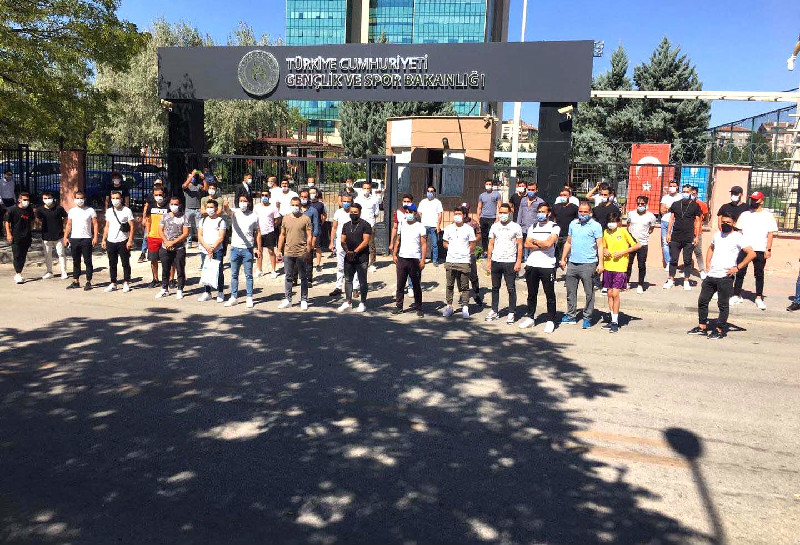 AMATÖRLER KİME İNANACAK