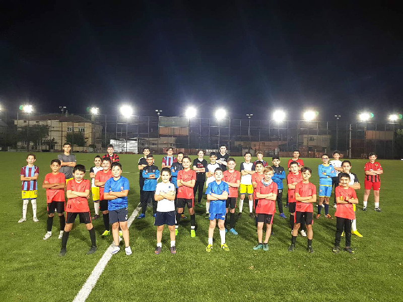 İDMANGÜCÜ FUTBOL AKADEMİ ÇALIŞIYOR