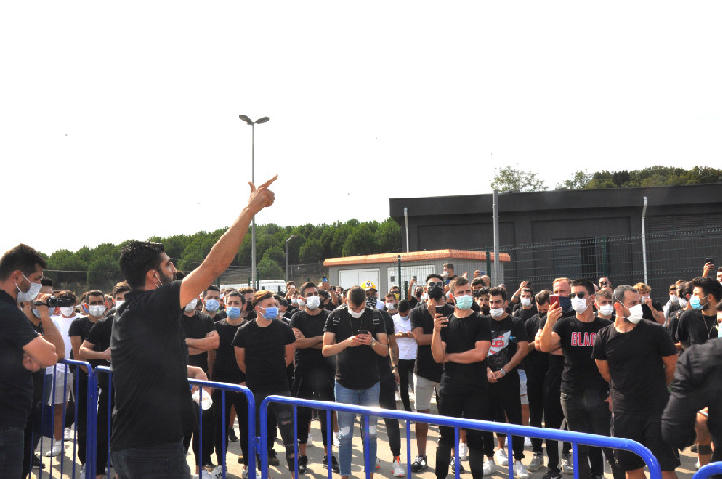 VİRÜS SADECE BİZE Mİ BULAŞIYOR?