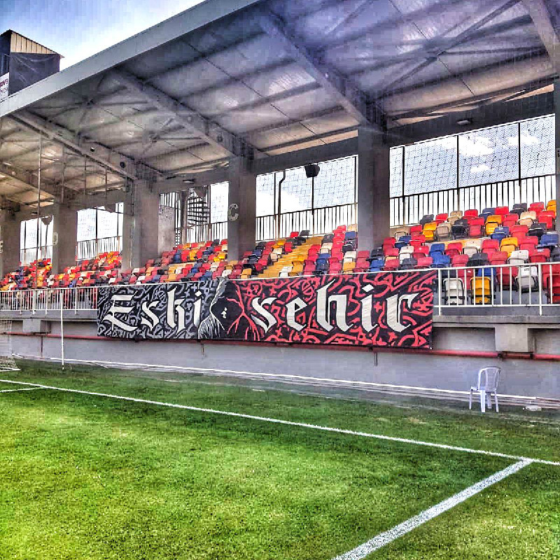 TARAFTAR YOK PANKART VAR