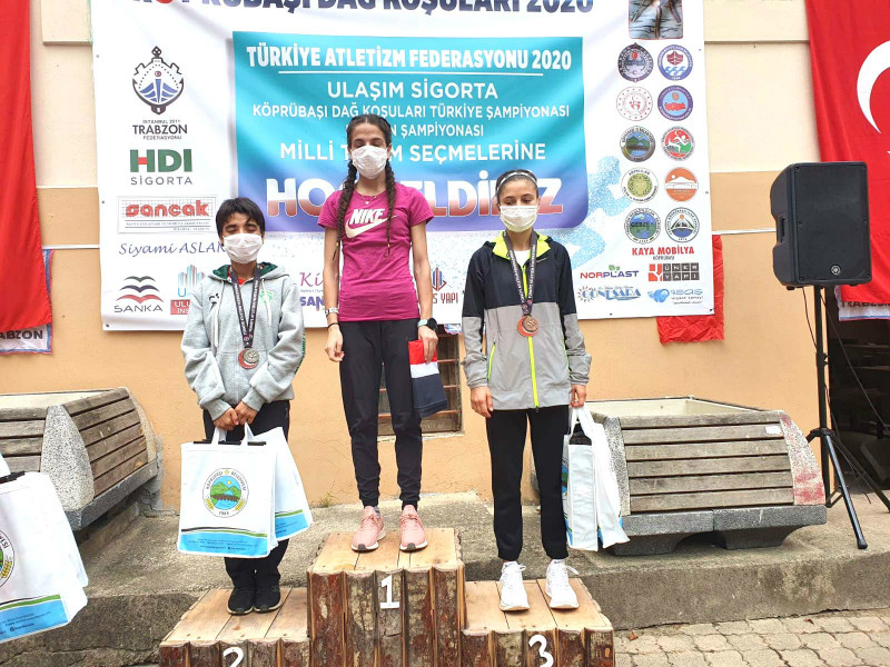 BÜYÜKŞEHİR’İN SPORCULARI BAŞARILARIYLA UMUT VERİYOR