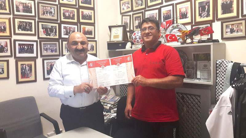 NADİR ÖZSOY’U TEBRİK ETTİ