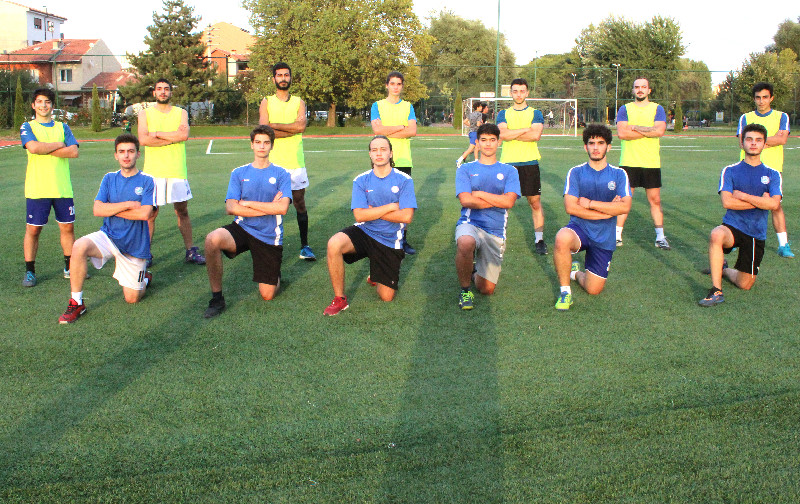 BÜYÜKŞEHİR HENTBOLCULARI 2.LİGİ İSTİYOR