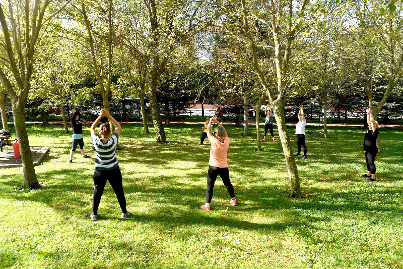 AÇIK HAVA EGZERSİZLERİ SÜRÜYOR