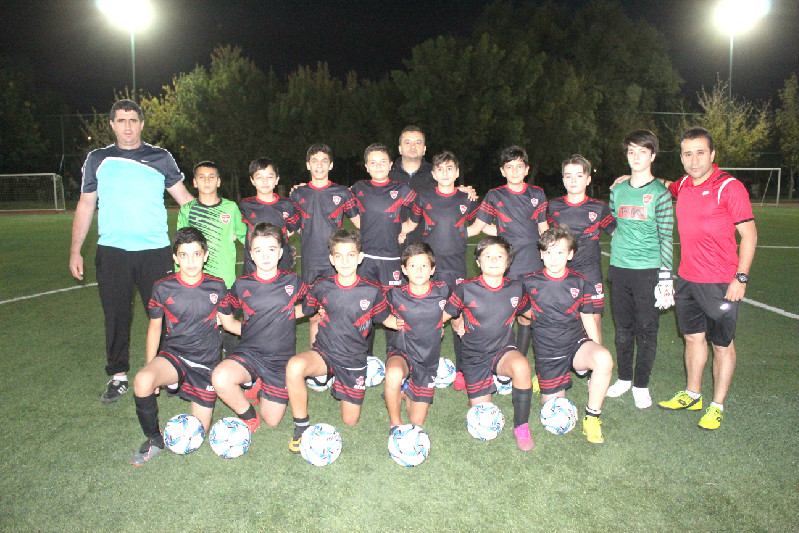 BİRLİKSPOR DURMUYOR