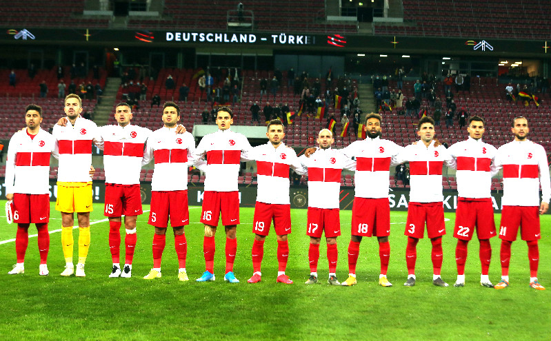 BİZ BİTTİ DEMEDEN BİTMEZ