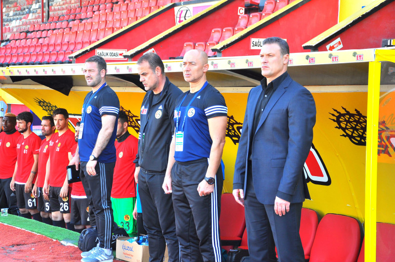 DAHA ÖNCE ES-ESDE GÖREV YAPTI