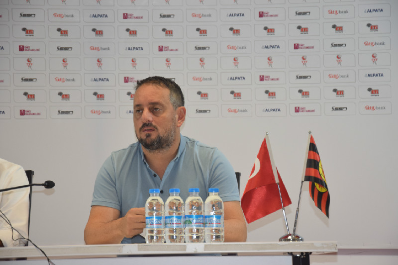 ESKİŞEHİRSPOR  HER MAÇINI  KAZANMAK İÇİN SAHAYA ÇIKAR