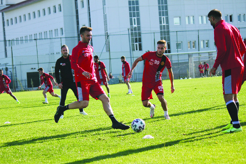 İLK 3 MAÇ VAR İÇİNDE ÇOK ÖNEMLİ