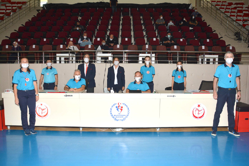 HAKEMLERİMİZ DE SEZONU AÇTI