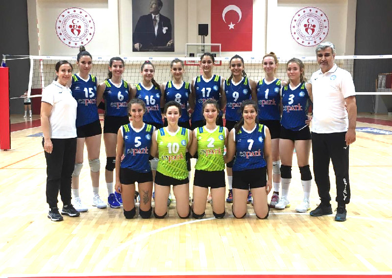 TEPEBAŞI KIZLARI  BUGÜN OYNAMIYOR