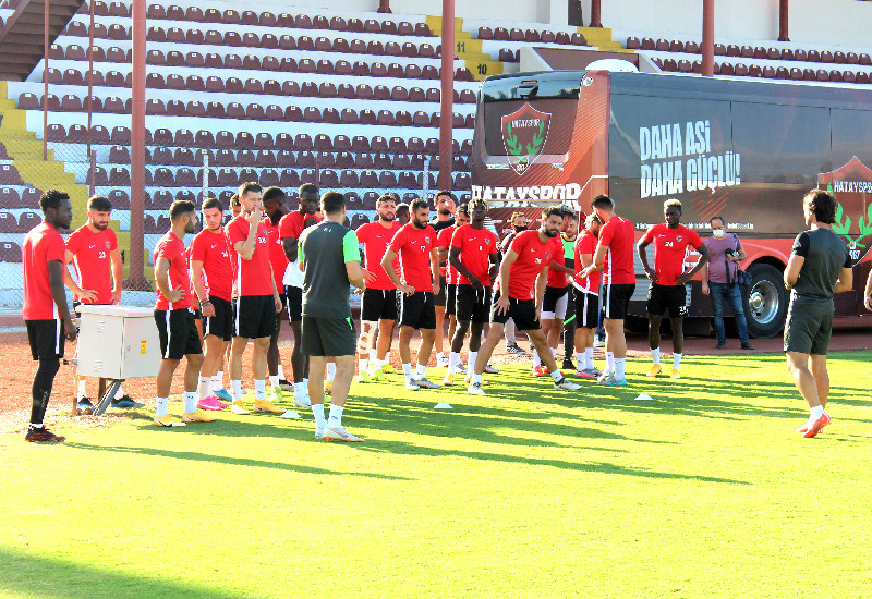 HATAY MAÇI ERTELENDİ