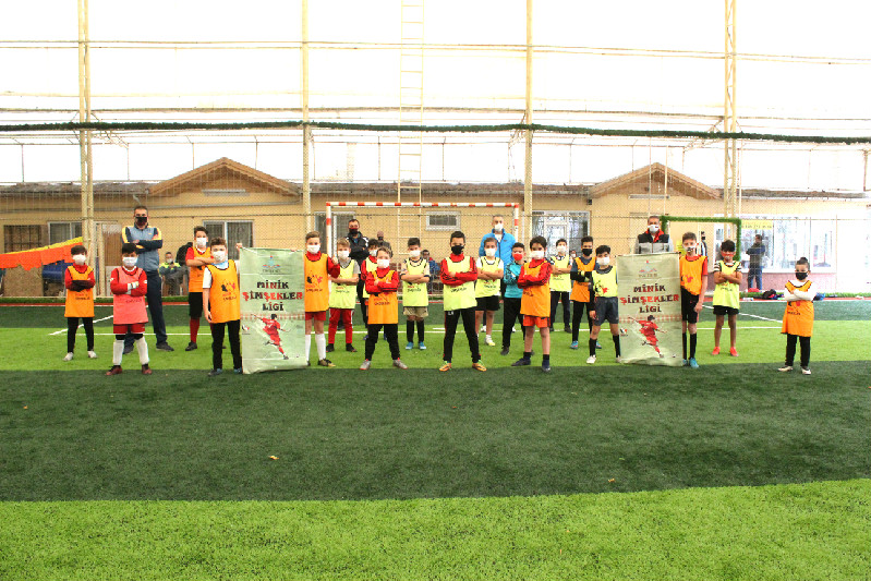 MİNİKLER NEFES KESİYOR