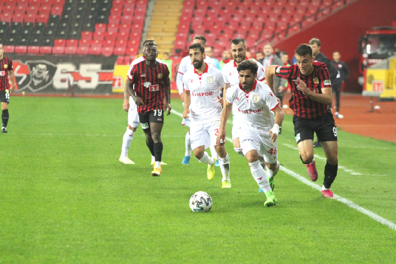 ONUR ARI GELİYOR