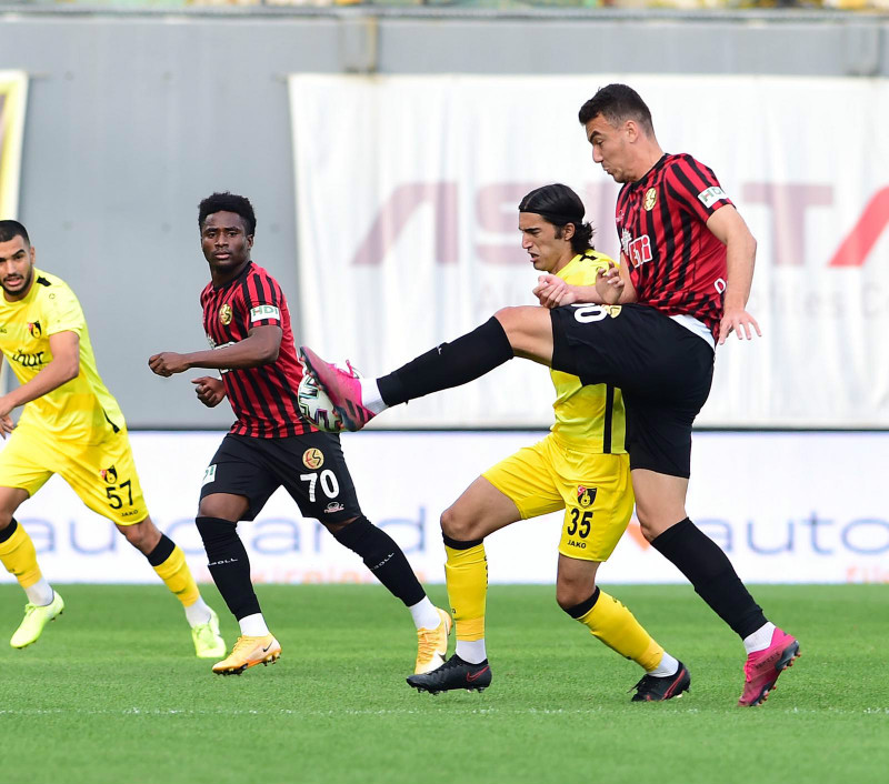 KADRODA ZORUNLU DEĞİŞİKLİK