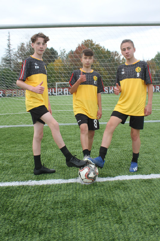 BU ÜÇLÜDEN BEKLENTİLER BÜYÜK